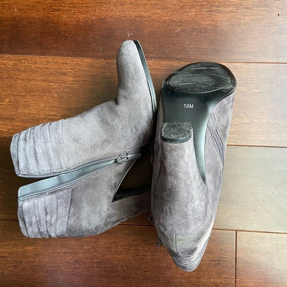 IMPO booties size 10 preowned in excellent condition - Picture 6 of 10